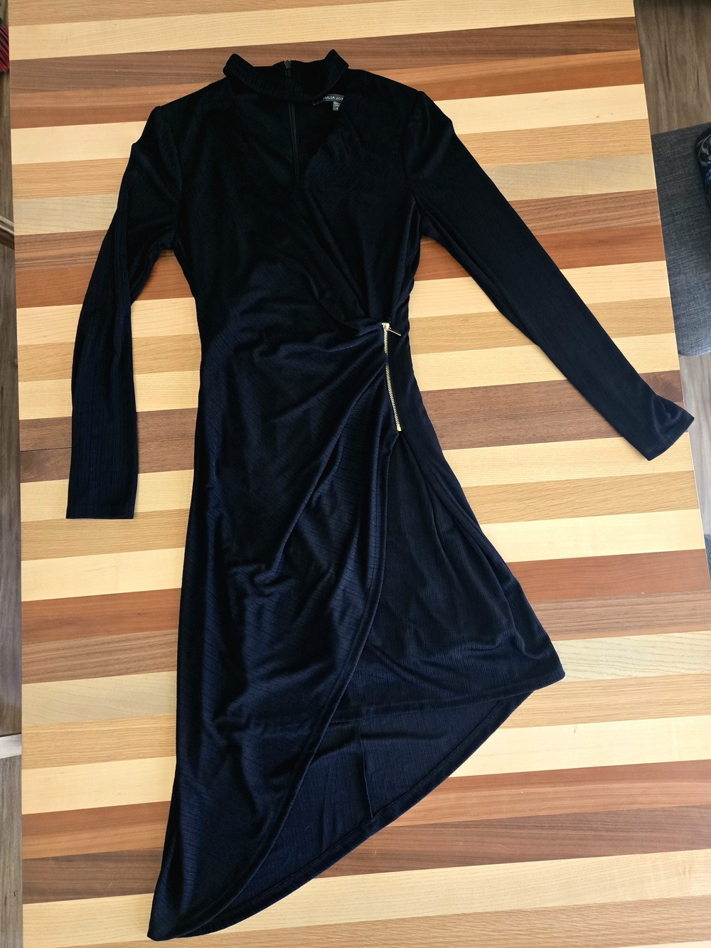 Julia Jordan Black Asymmetrical Long Sleeve Wrap Dress with Gold Accent Size 4
